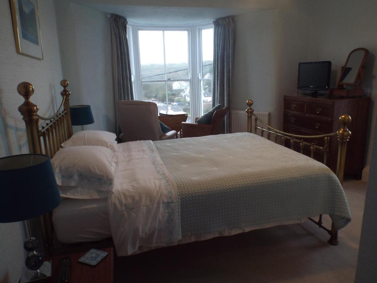 Pendyffryn Manor Bed & Breakfast Little Haven Exteriör bild