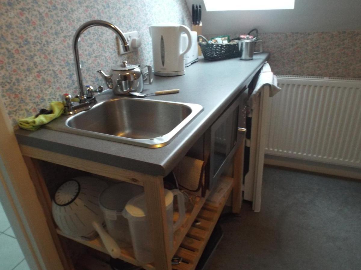 Pendyffryn Manor Bed & Breakfast Little Haven Exteriör bild