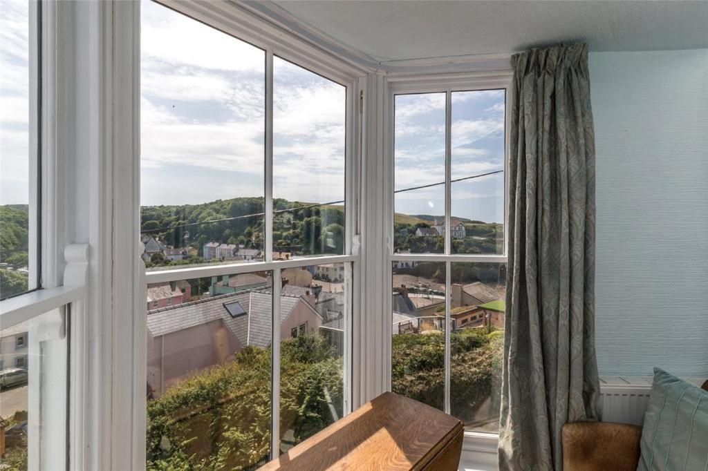 Pendyffryn Manor Bed & Breakfast Little Haven Exteriör bild