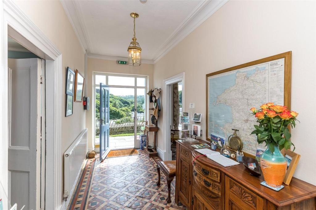 Pendyffryn Manor Bed & Breakfast Little Haven Exteriör bild